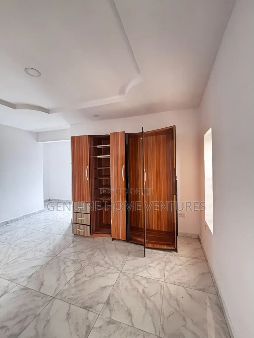 1bdrm Shared Apartment in Westend, Ikota for rent