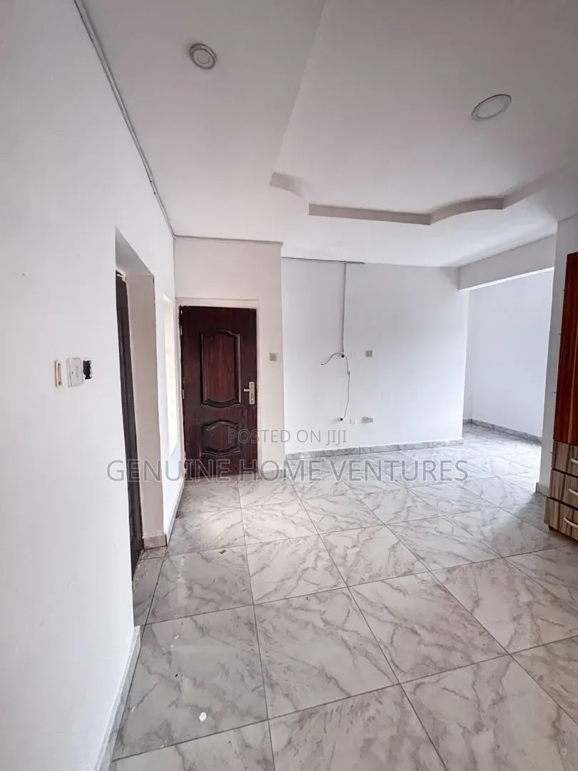 1bdrm Shared Apartment in Westend, Ikota for rent