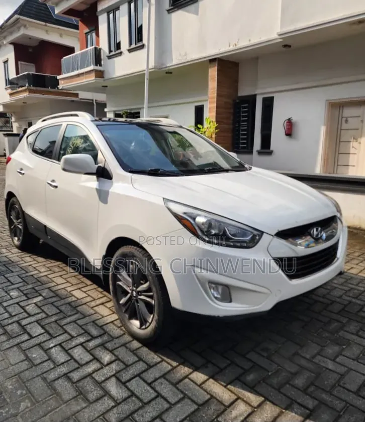 Hyundai Tucson Limited AWD 2015 White