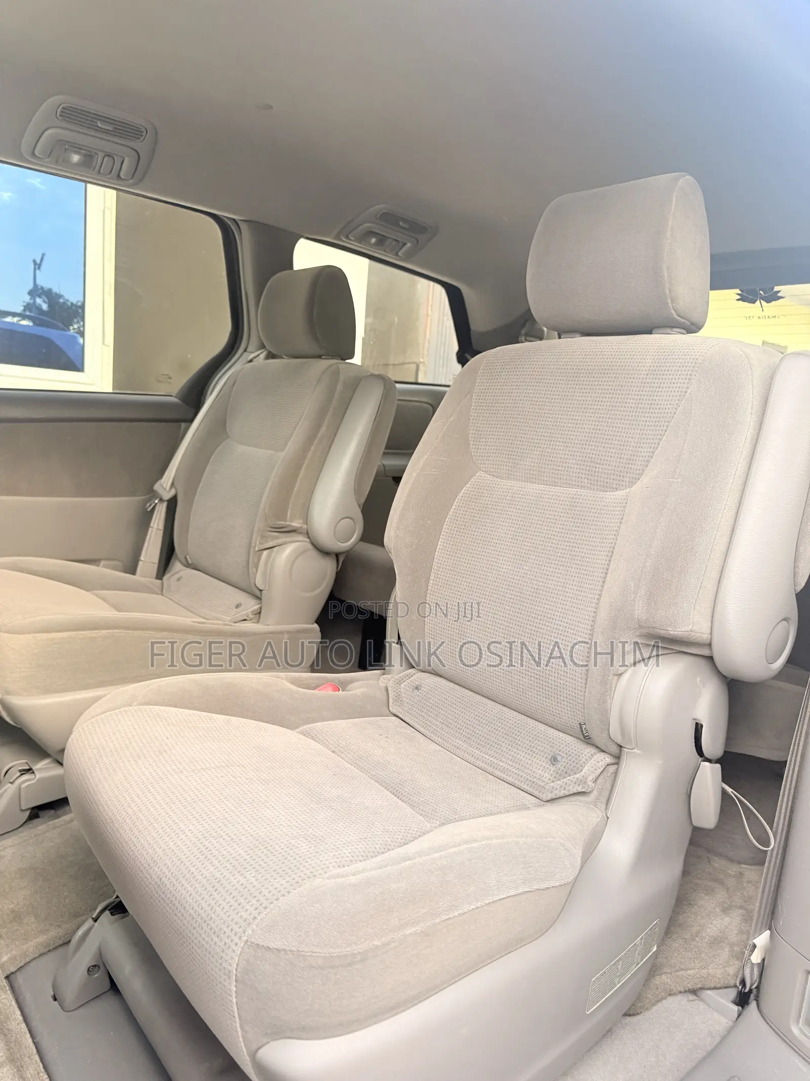 Toyota Sienna 2005 Gold