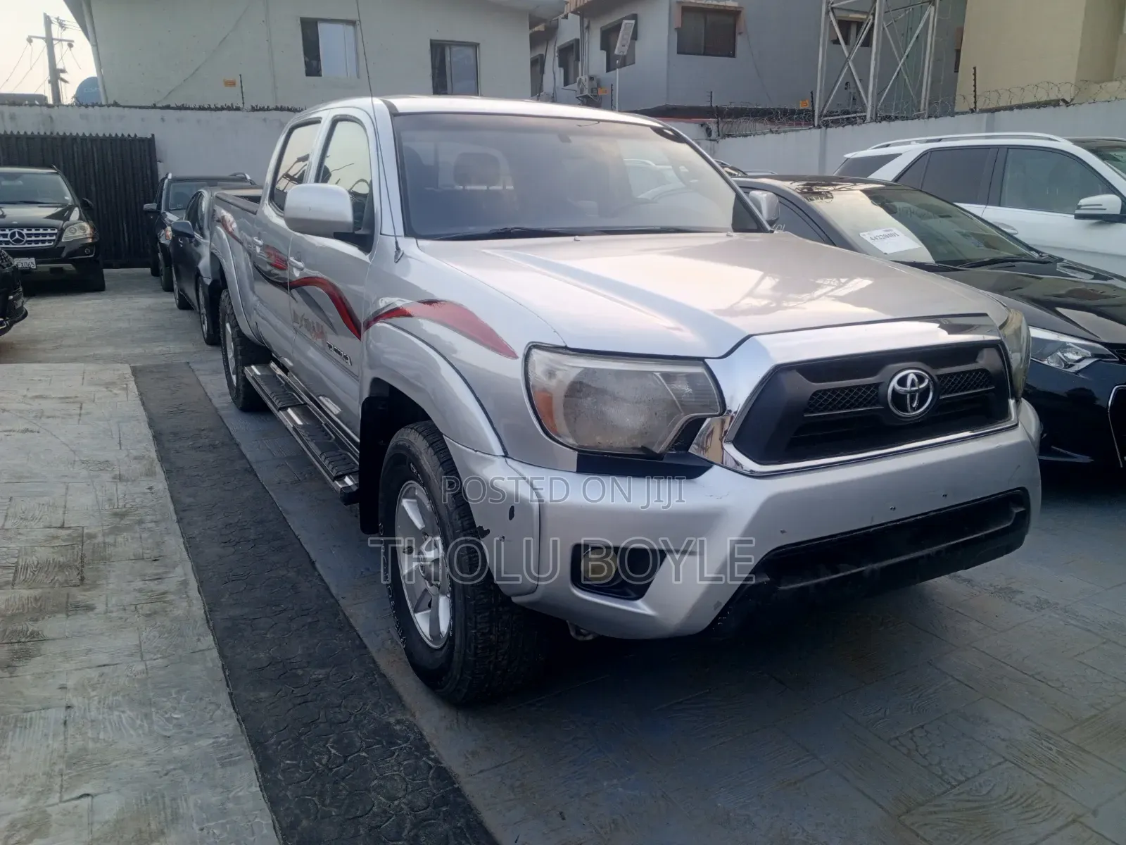 Toyota Tacoma 2011 Silver