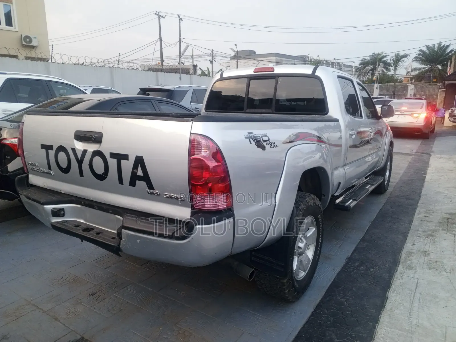 Toyota Tacoma 2011 Silver