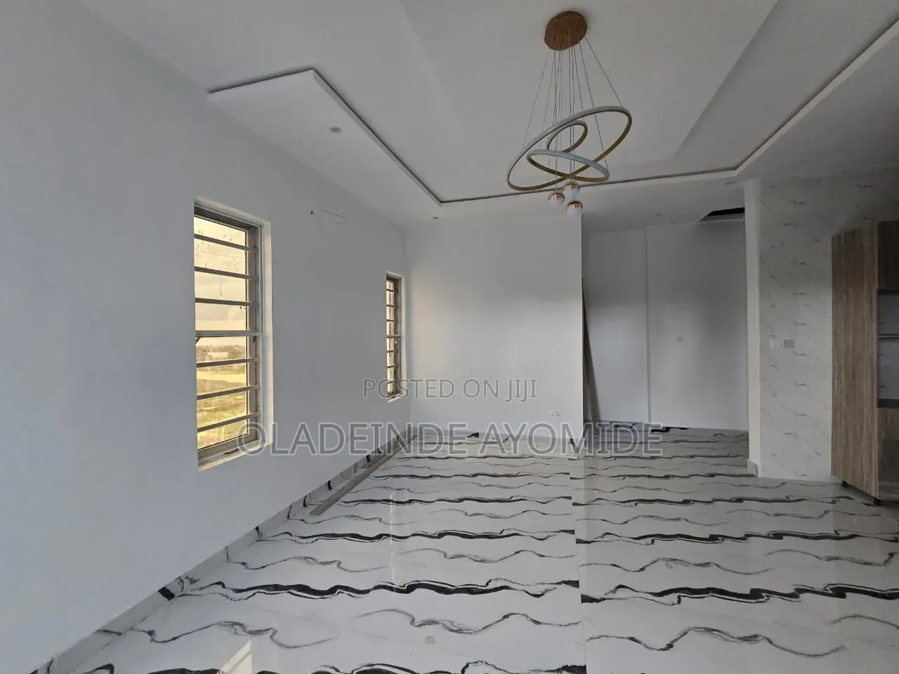 2bdrm Apartment in Lekki Phase1 for rent