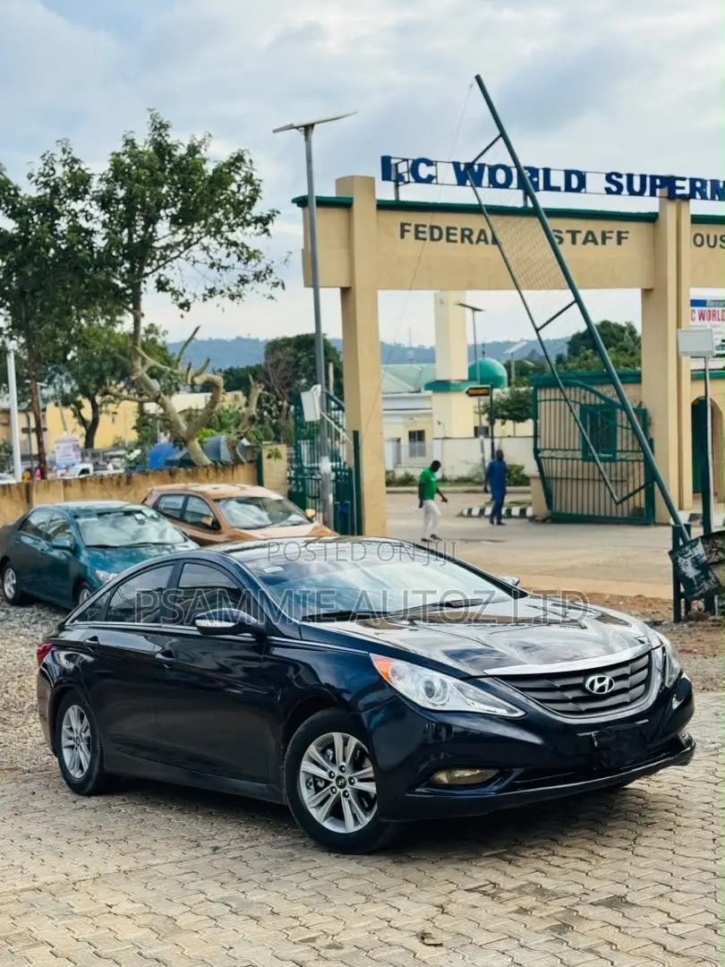 Hyundai Sonata 2014 Black