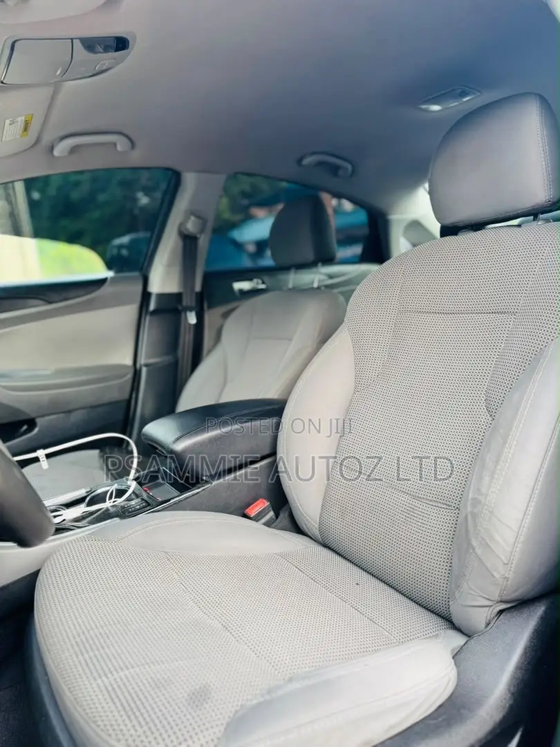 Hyundai Sonata 2014 Black
