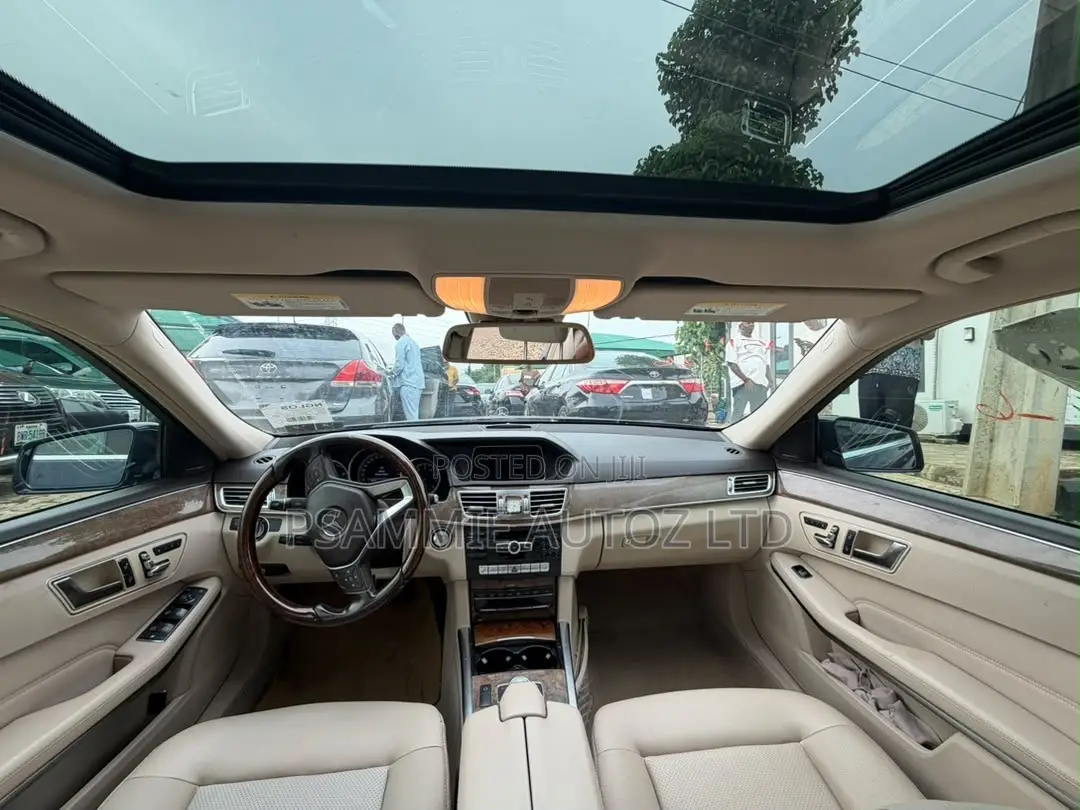 Mercedes-Benz E350 Base 4Matic Sedan AWD (3.5L 6cyl 7A) 2014 Blue
