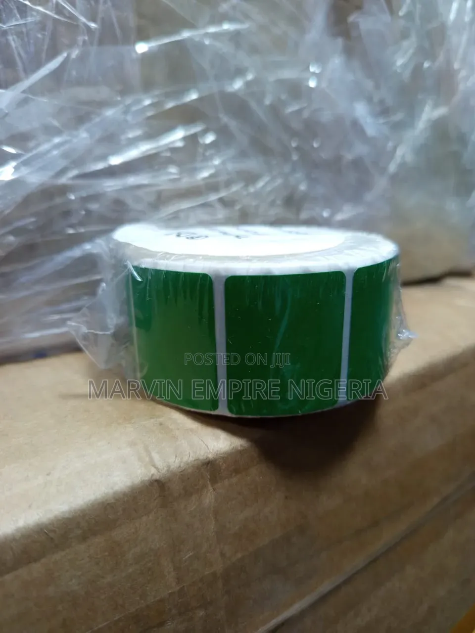 Sticker 30mm by 25mm Green by 1000 Labels