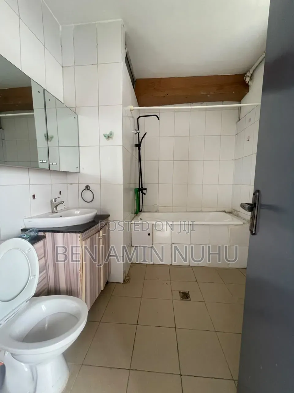 3bdrm Maisonette in 1004 Estate for rent