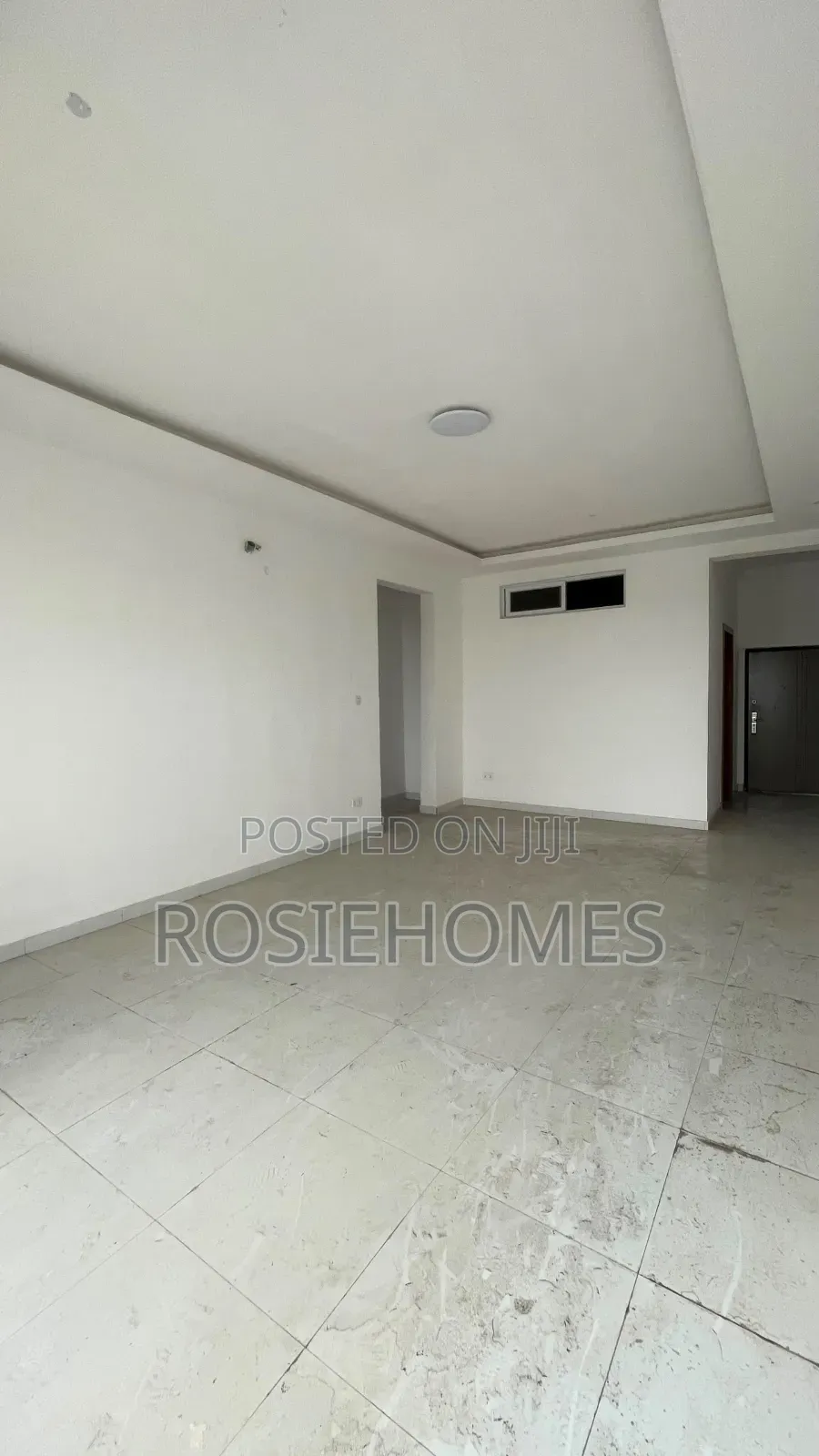 3bdrm Apartment in Osapa London for sale