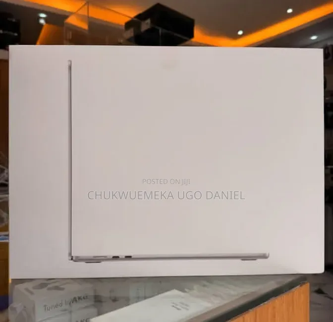 New Laptop Apple MacBook Air 2026 M5 16GB Apple M5 SSD 512GB