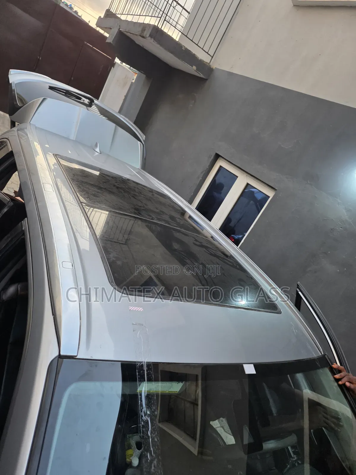 Toyota Highlander 2016 Panoramic Roof Glass Refixing at Chimatex