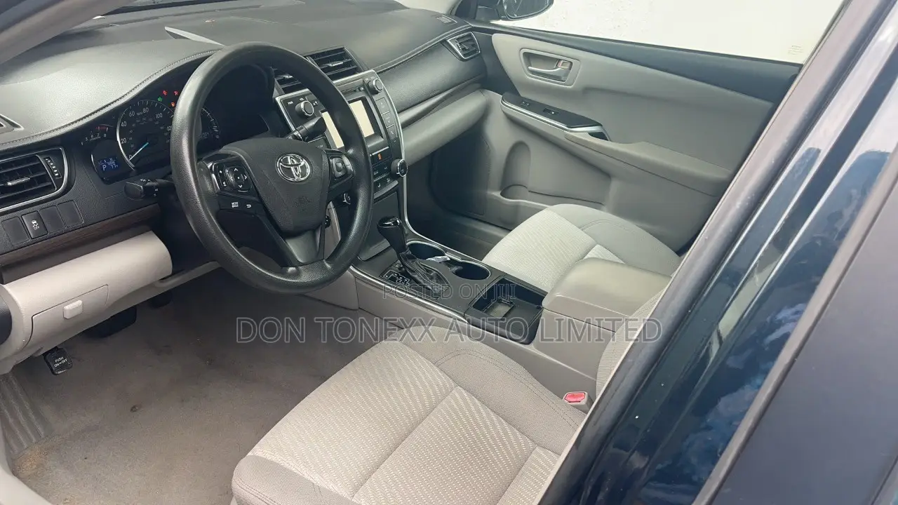 Toyota Camry LE 4dr Sedan (2.5L 4cyl 6A) 2015 Green