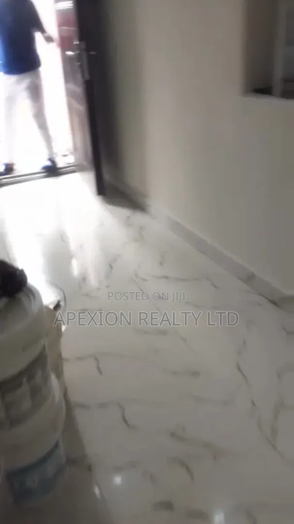 2bdrm Duplex in Majesty Estate, New Layout for rent