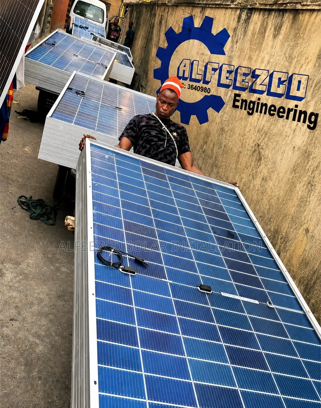 590 Watt Bifacial Solar Pannel