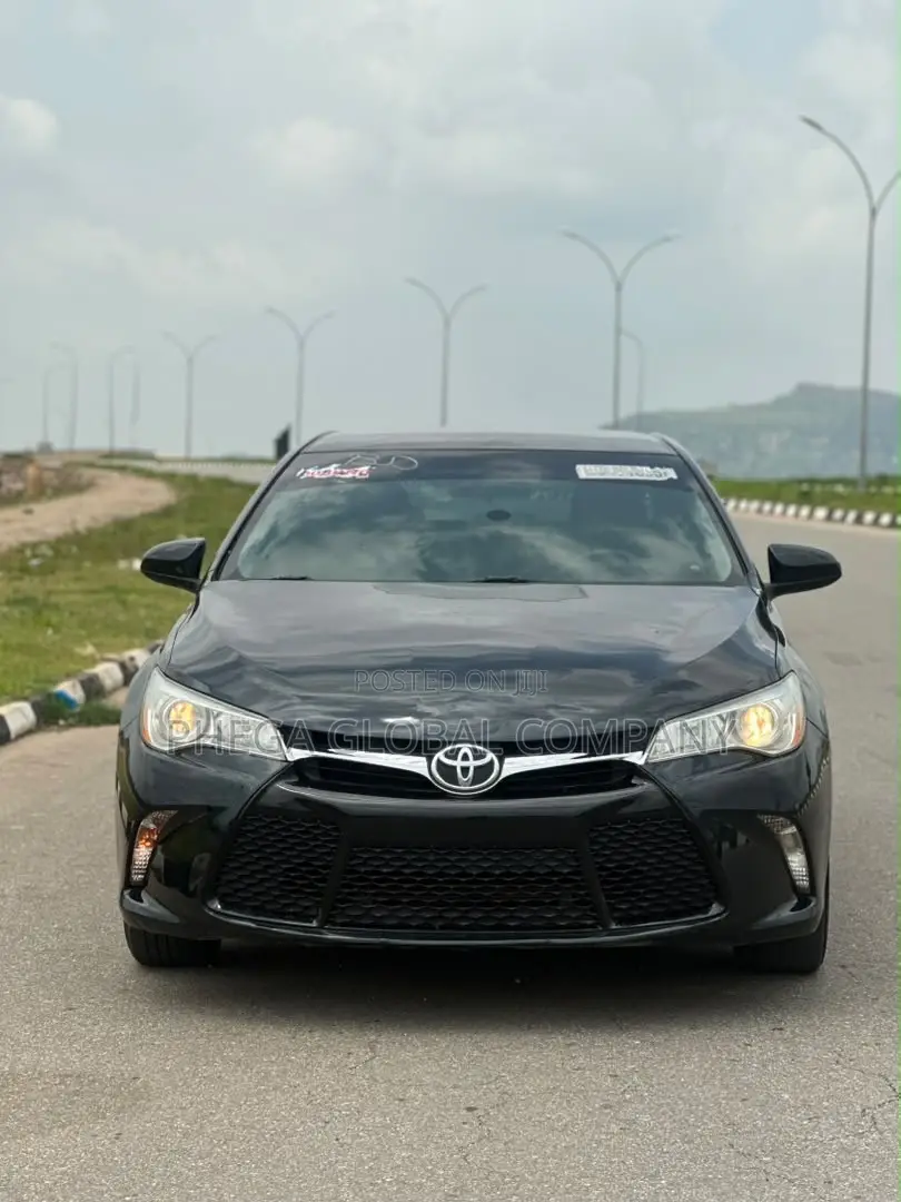 Toyota Camry LE 4dr Sedan (2.5L 4cyl 6A) 2016 Black