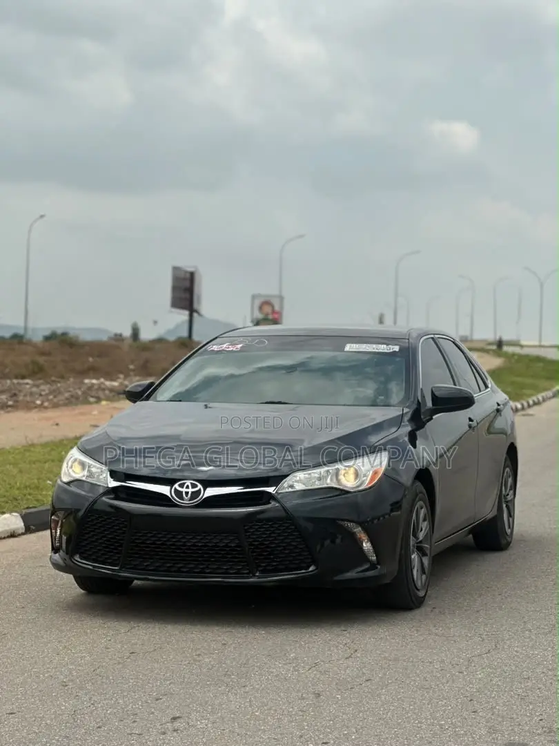 Toyota Camry LE 4dr Sedan (2.5L 4cyl 6A) 2016 Black