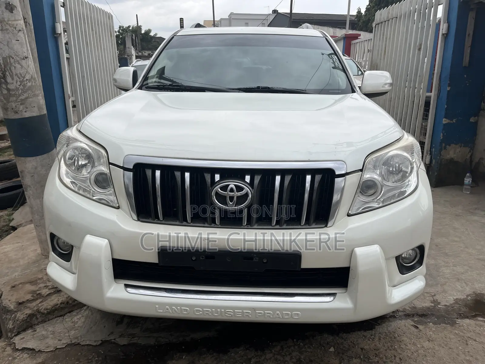 Toyota Land Cruiser Prado 4.0 Petrol GX-R 2010 White