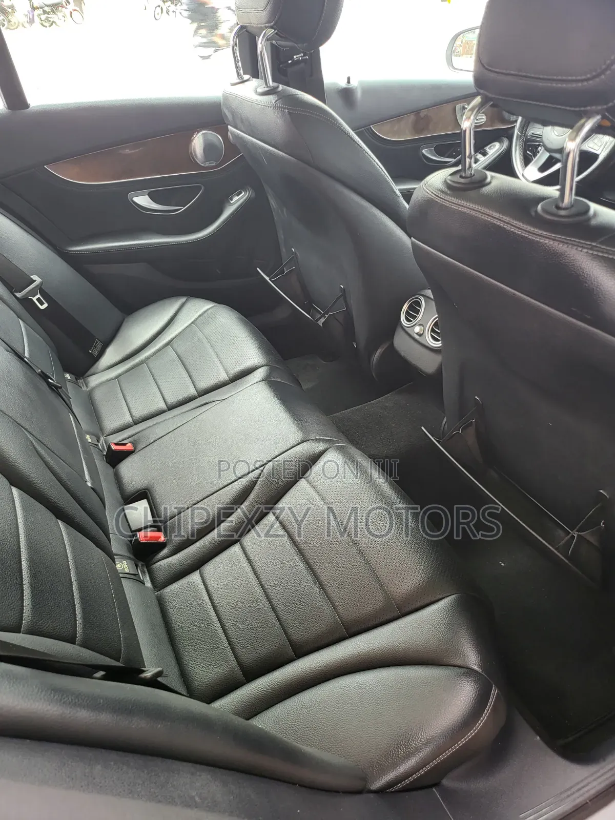 Mercedes-Benz C300 2015 Gray