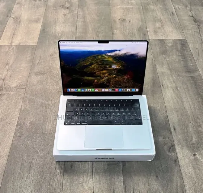 Laptop Apple MacBook Pro 2020 M1 16GB Apple M1 SSD 512GB