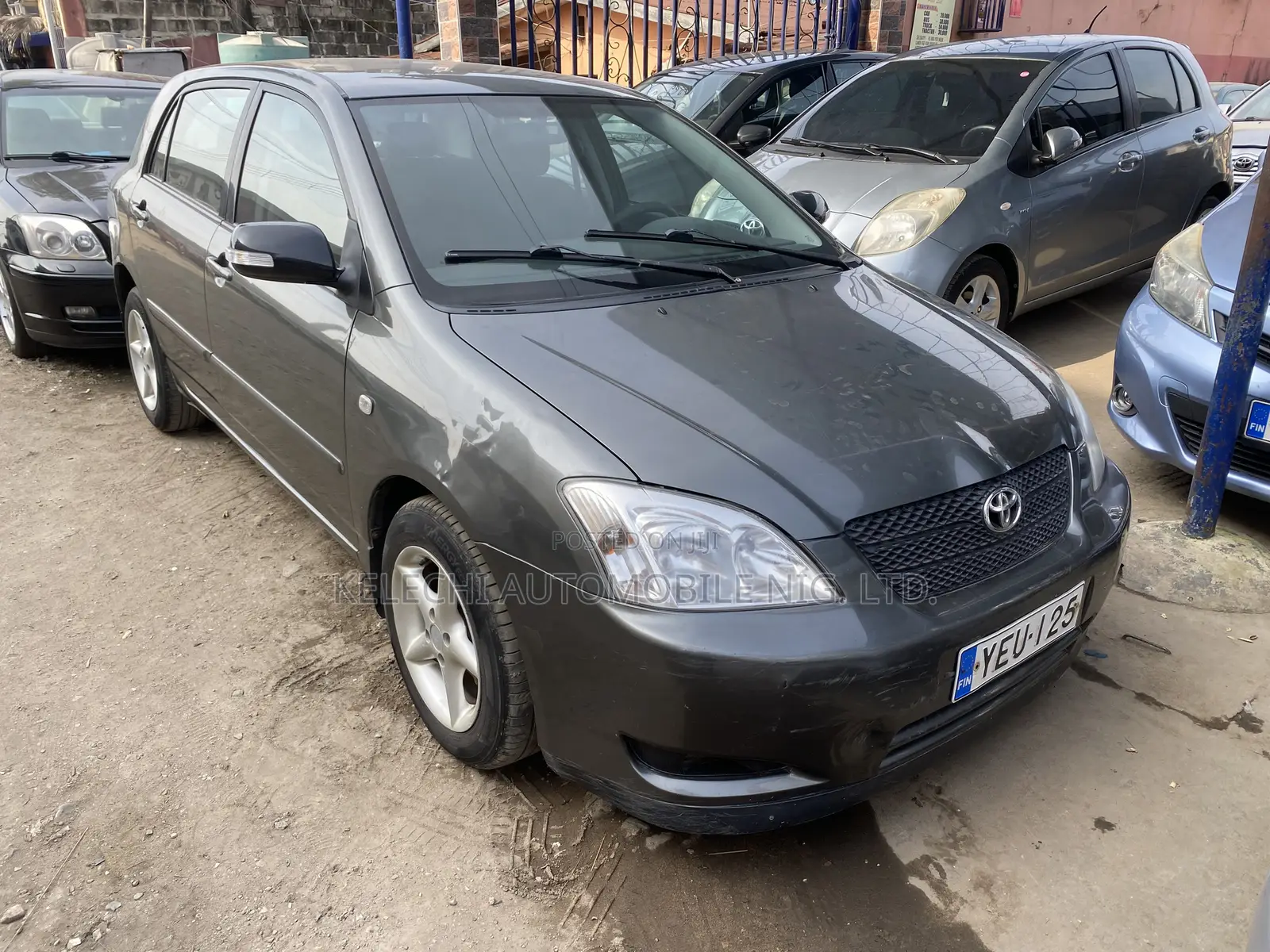 Toyota Corolla Sedan 2005 Gray