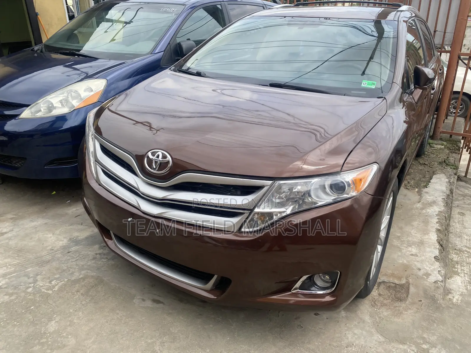 Toyota Venza LE AWD V6 2013