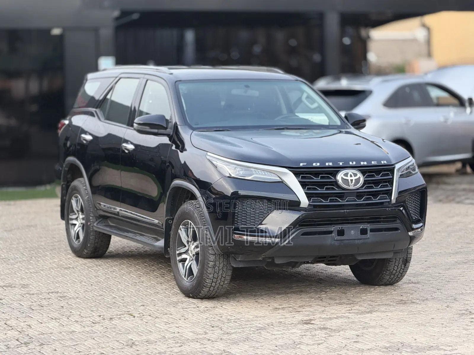 Toyota Fortuner 4.0 AWD 2022 Black