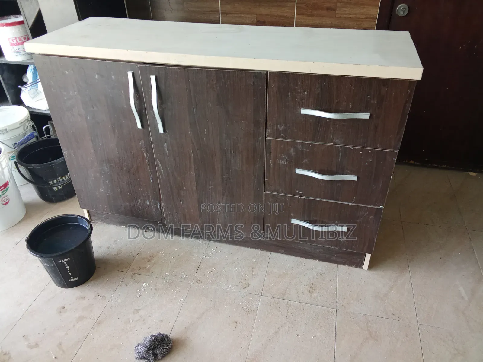 Professional House Furniture Cleaning