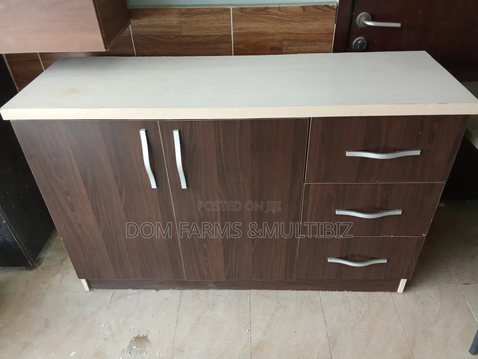 Professional House Furniture Cleaning