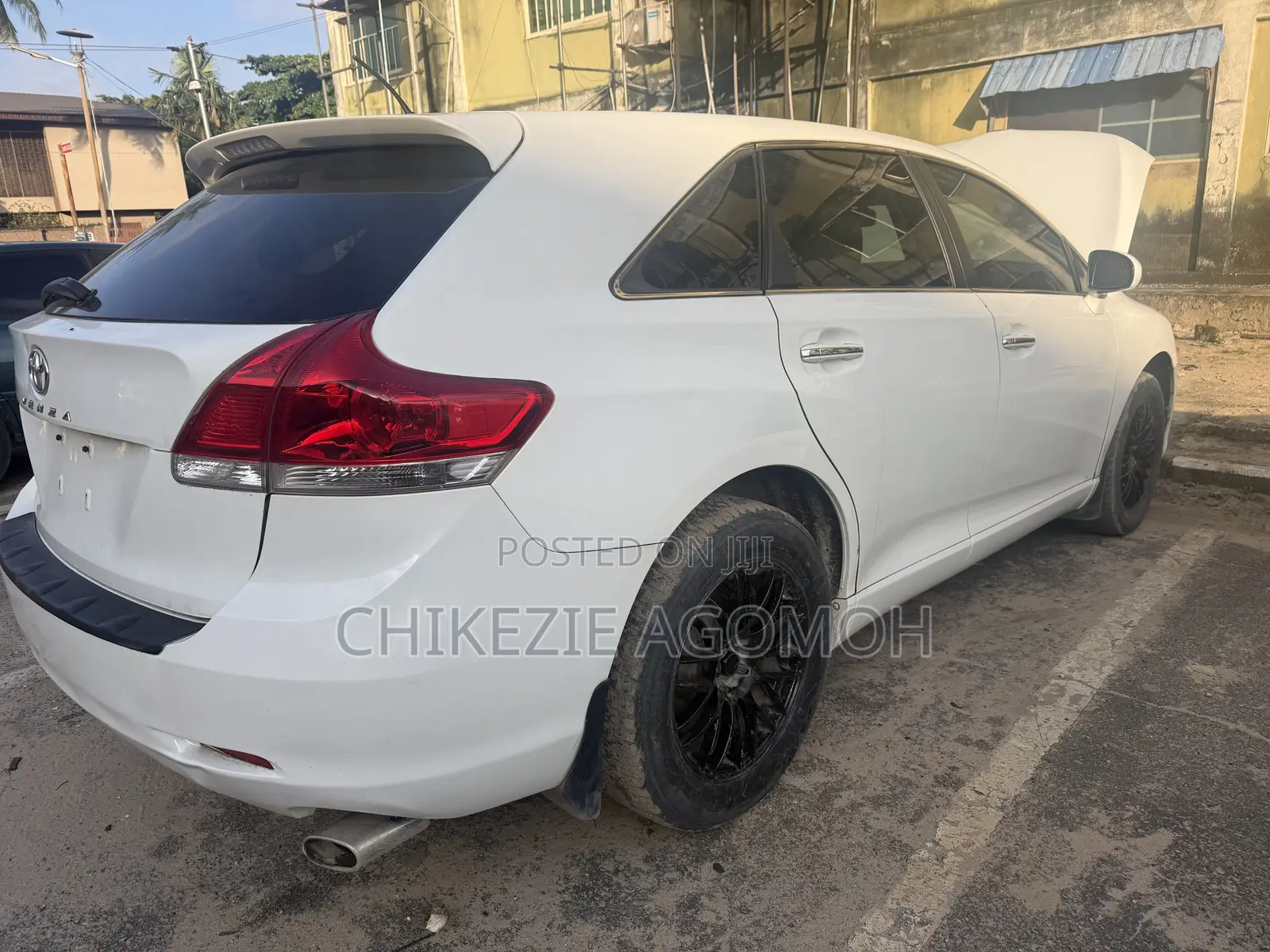 Toyota Venza V6 AWD 2010 White
