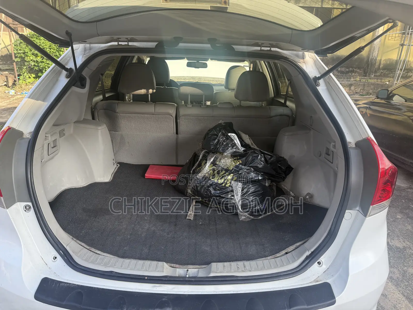 Toyota Venza V6 AWD 2010 White