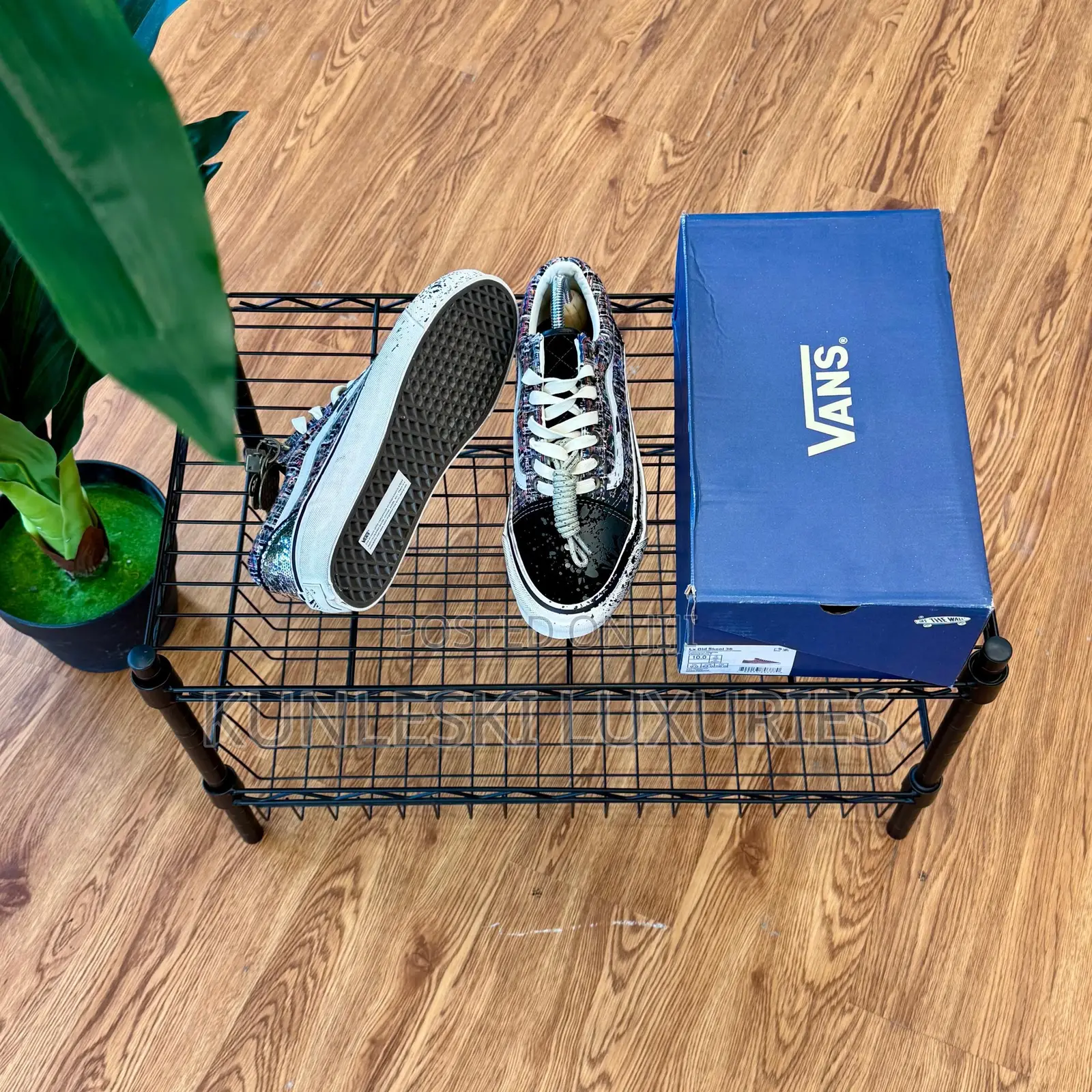 Original Vans Premium LX Old Skool Charm Sneakers