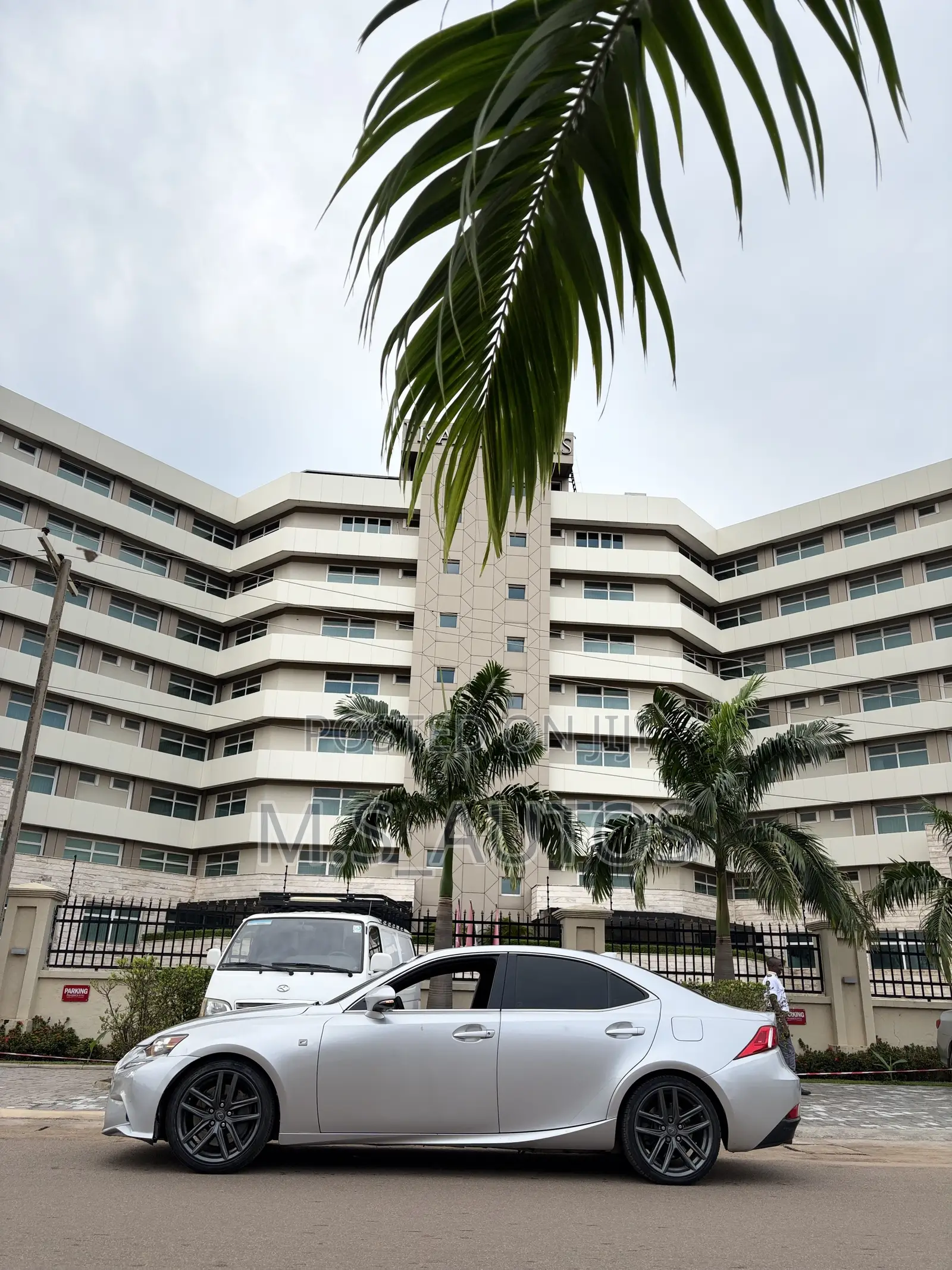 Lexus IS 350 AWD 2016 Silver