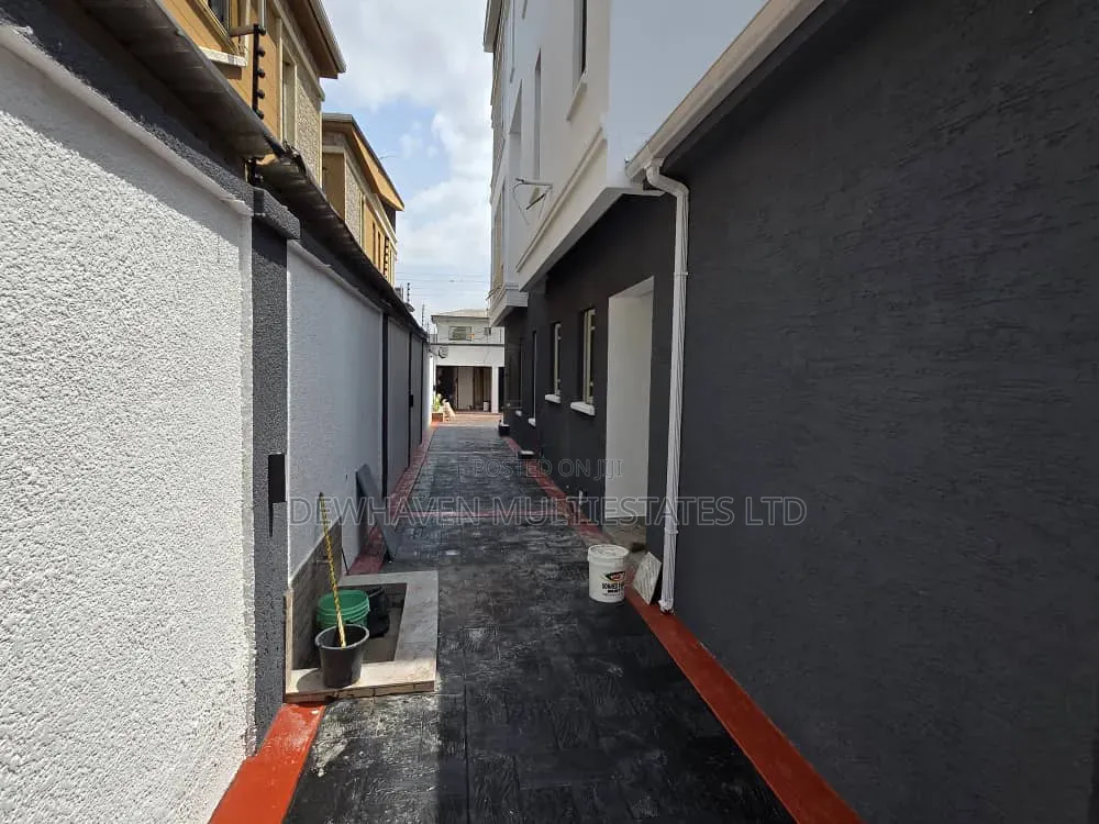 5bdrm Duplex in Egbeda / Egbeda for sale