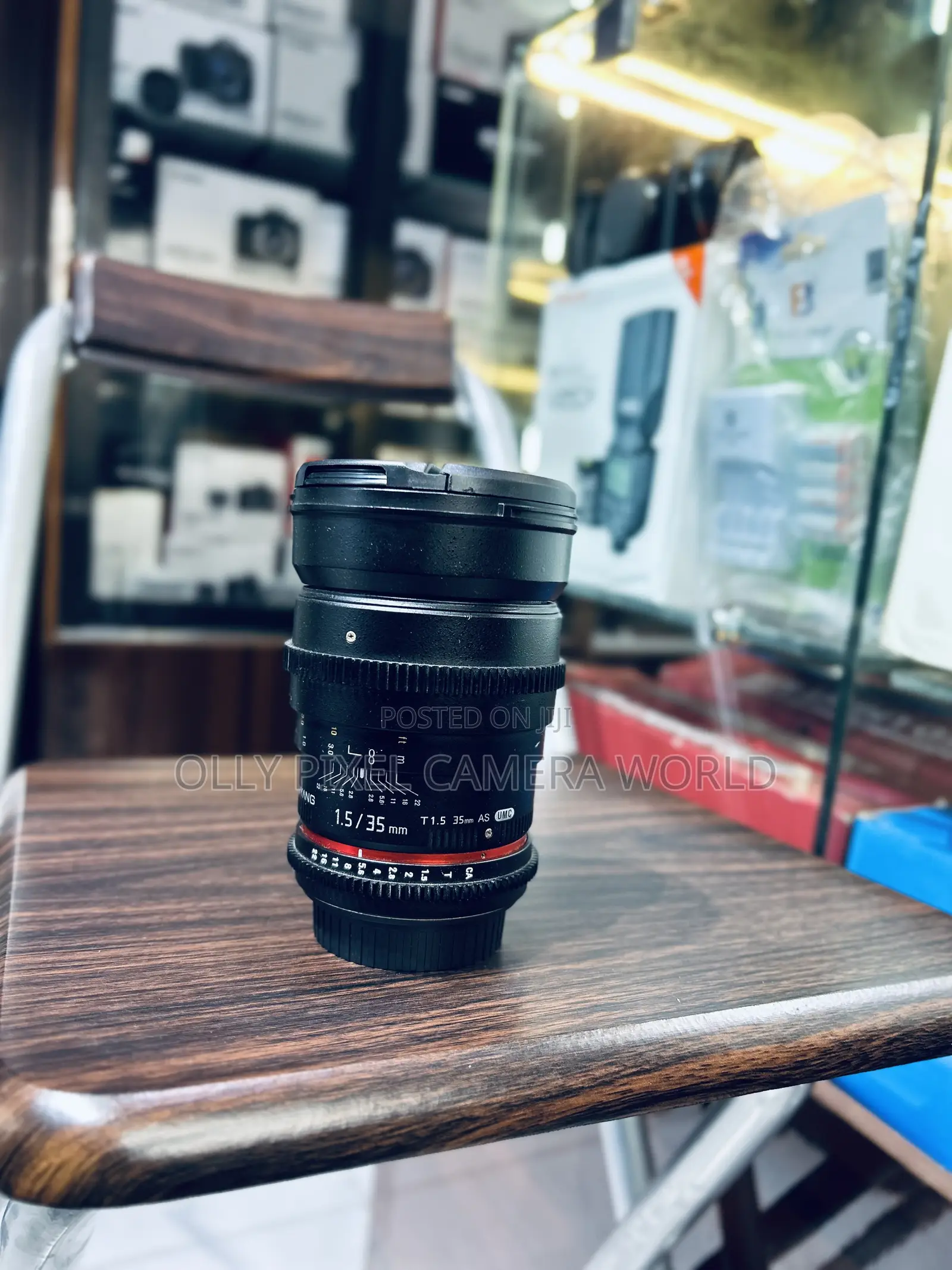 Rokinon 35mm 1.5 T Cine Lens EF Canon Mount