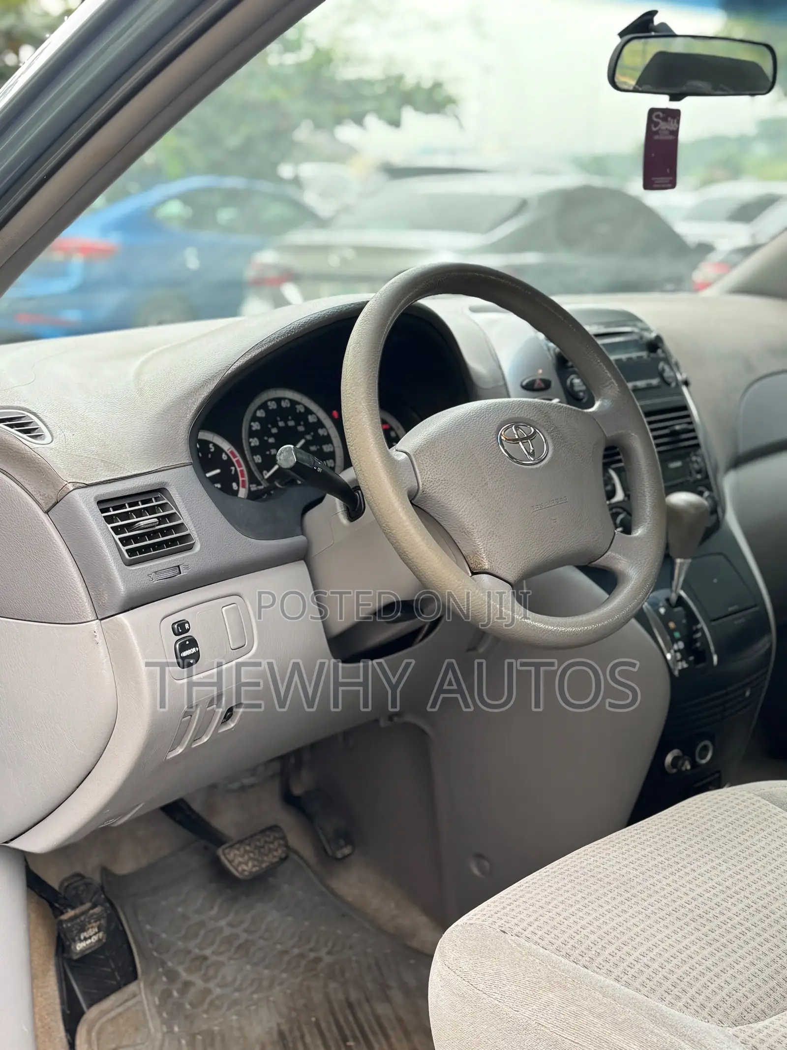 Toyota Camry LE 4dr Sedan (2.5L 4cyl 6AM) 2010 Green