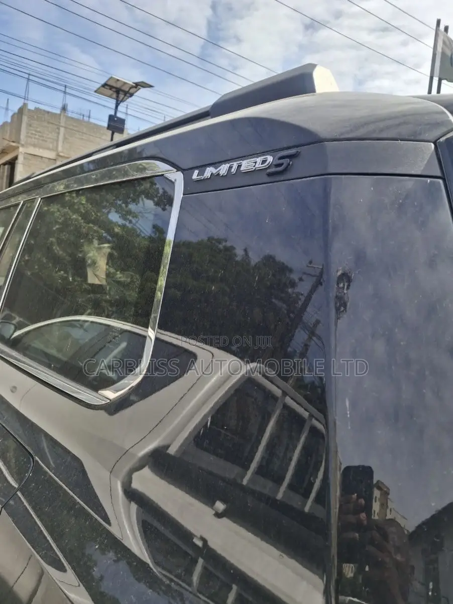 New Toyota Land Cruiser Prado 2.4 Petrol 2025 Matt Black