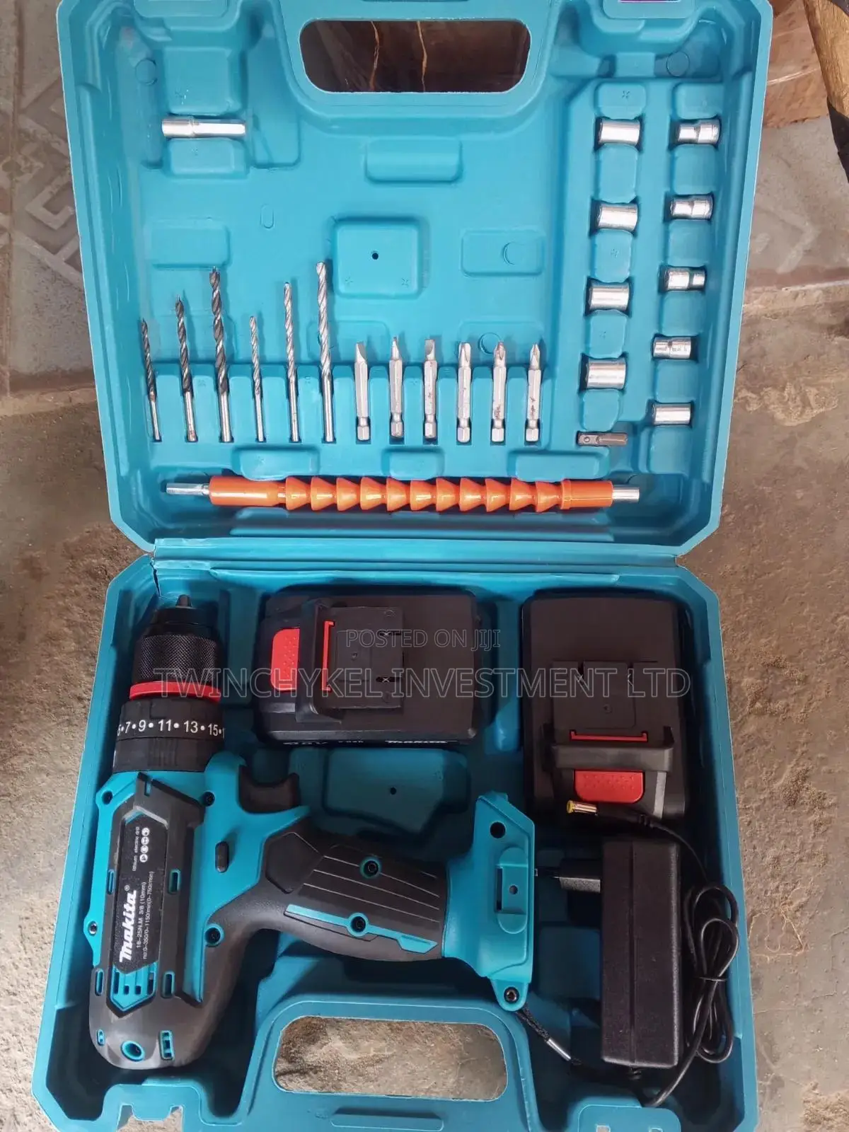Makita Tools Box and Battery Machine