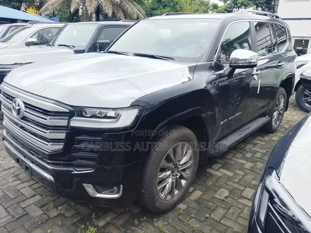 New Toyota Land Cruiser Standard 2026 Black