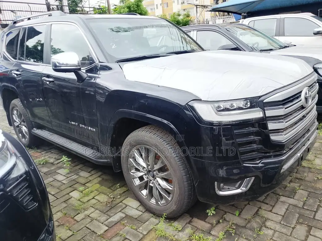 New Toyota Land Cruiser Standard 2026 Black
