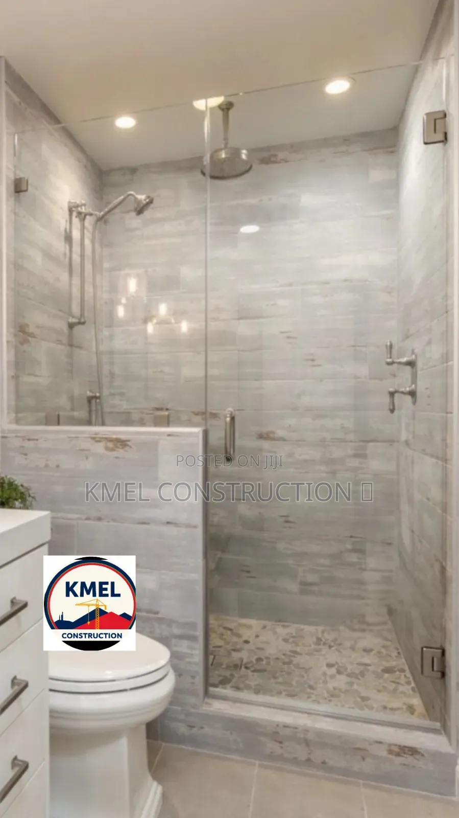 Elegant Shower Cubicle With Door