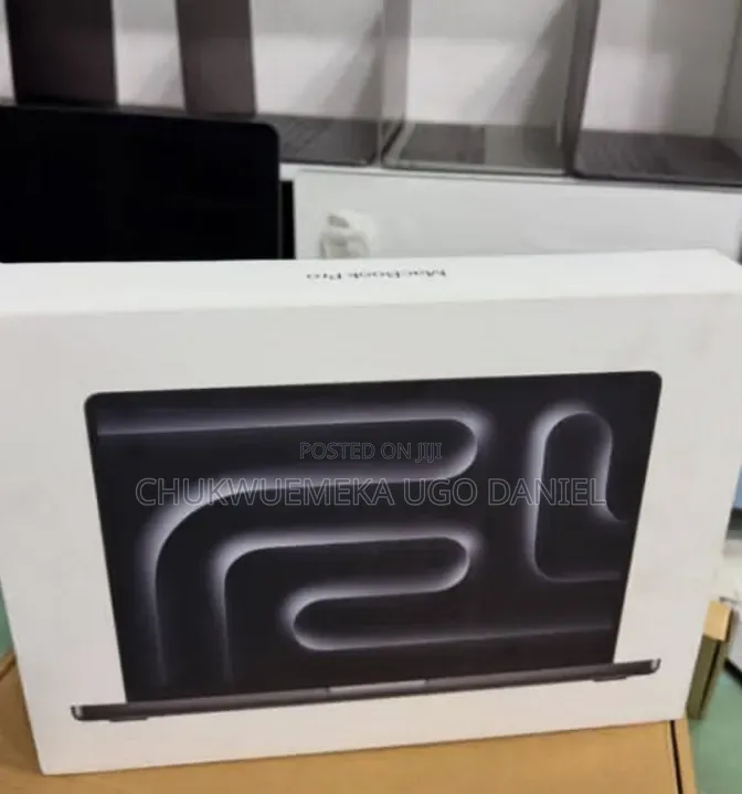 New Laptop Apple MacBook Pro 2024 M4 Max 48GB Apple M4 Max SSD 1T