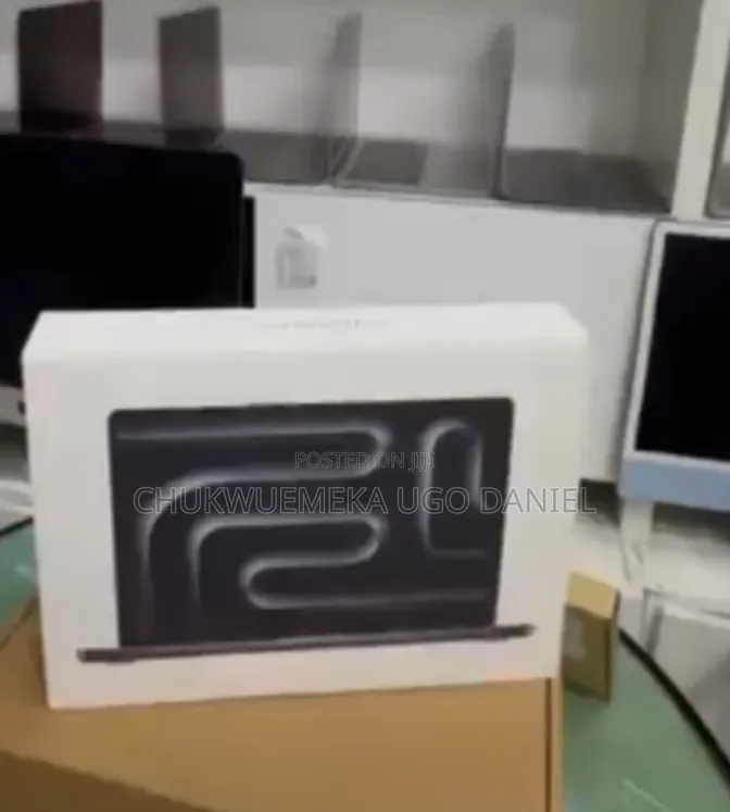 New Laptop Apple MacBook Pro 2024 M4 Max 48GB Apple M4 Max SSD 1T