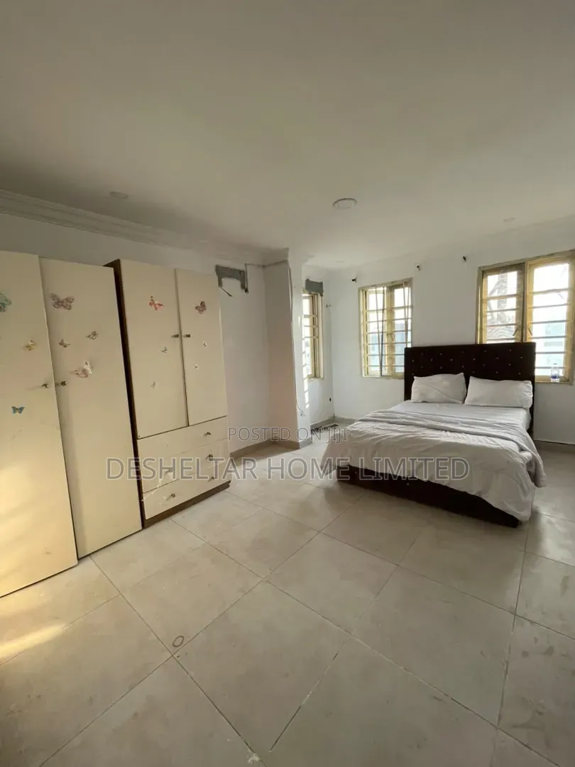 3bdrm Shared Apartment in Southern View Estate, Chevron for rent