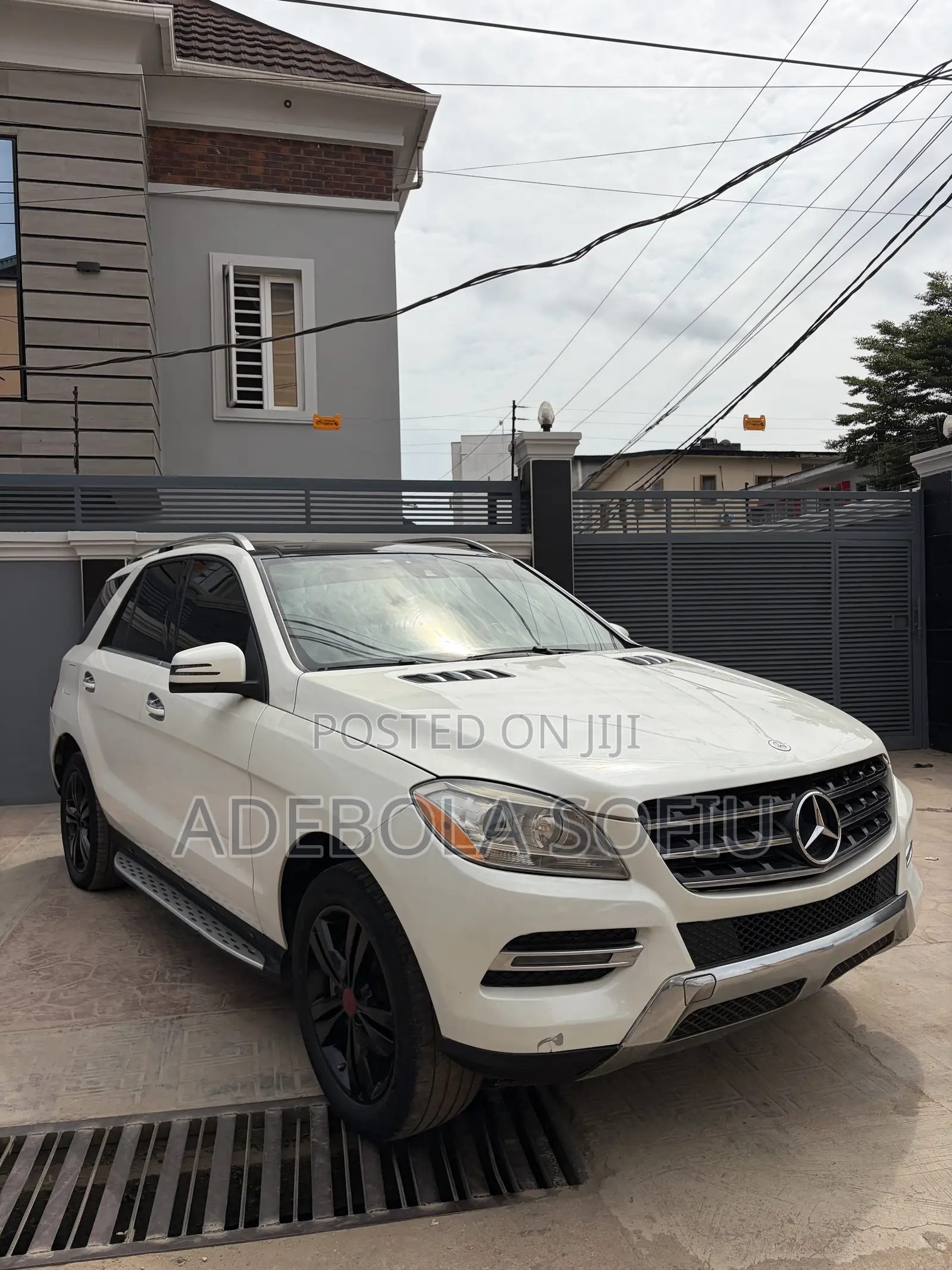 Mercedes-Benz M Class ML350 4MATIC 4dr SUV AWD (3.5L 6cyl 7A) 2014