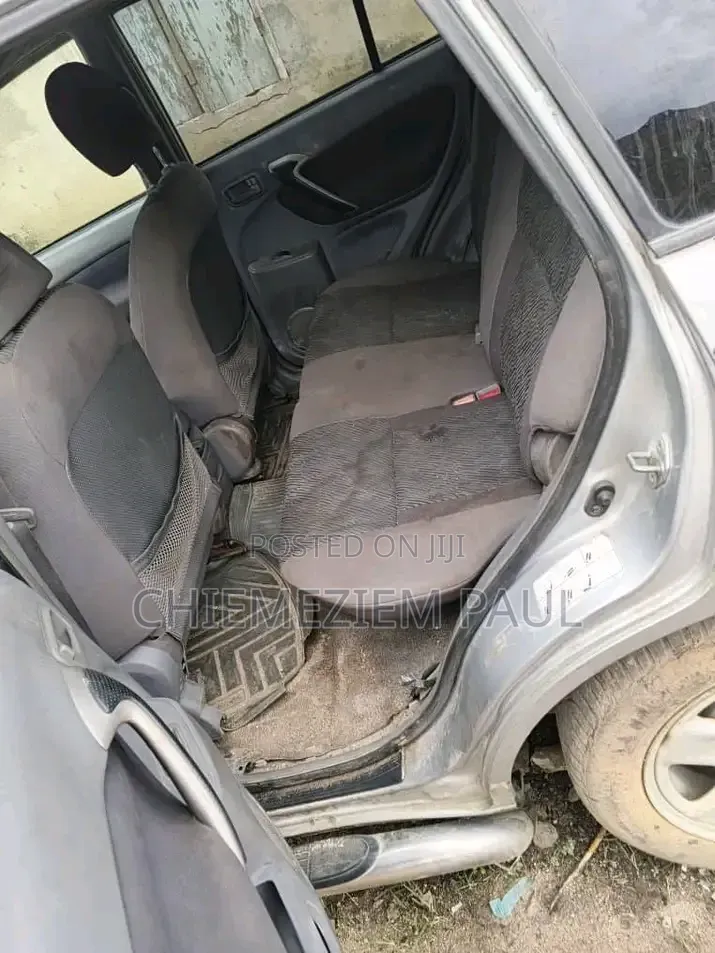 Toyota RAV4 2005 Silver