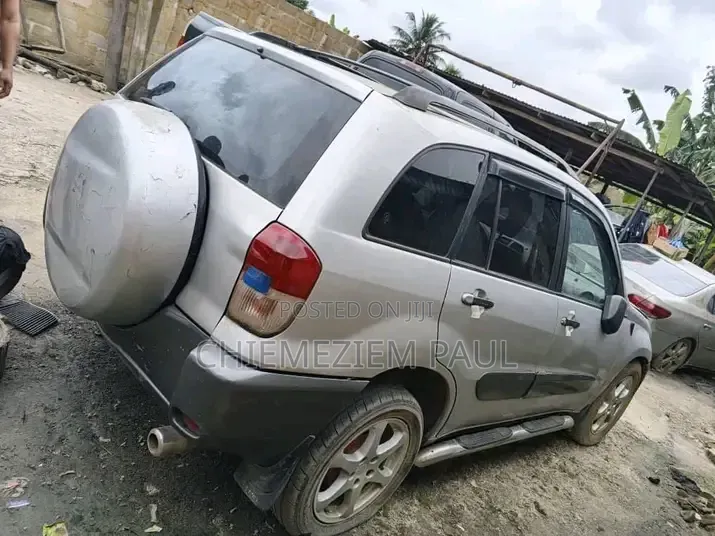 Toyota RAV4 2005 Silver