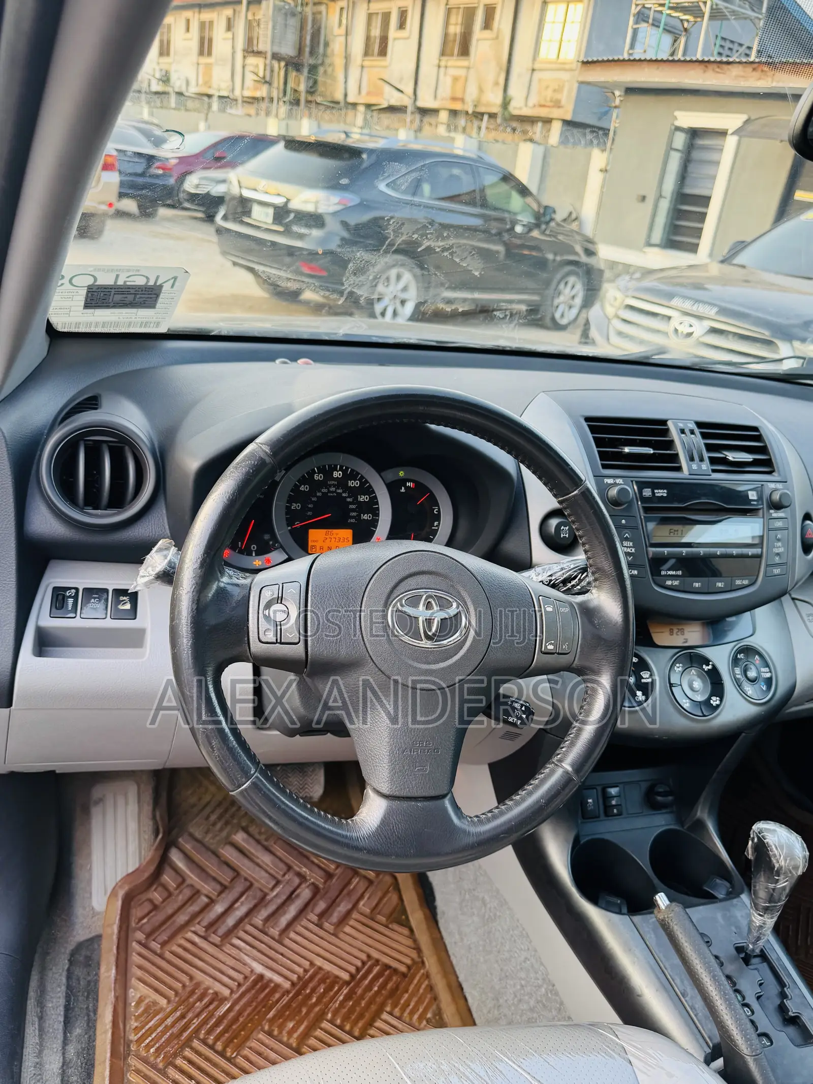 Toyota RAV4 3.5 Limited 4x4 2010 Ivory