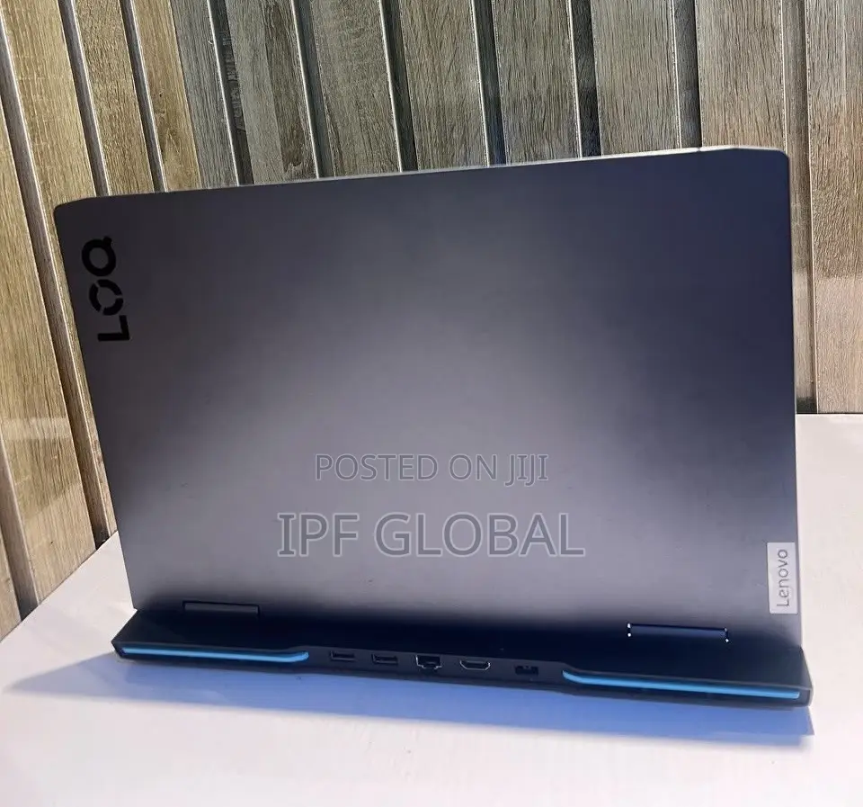 Laptop Lenovo LOQ 15IRH8 16GB Intel Core i5 SSD 512GB