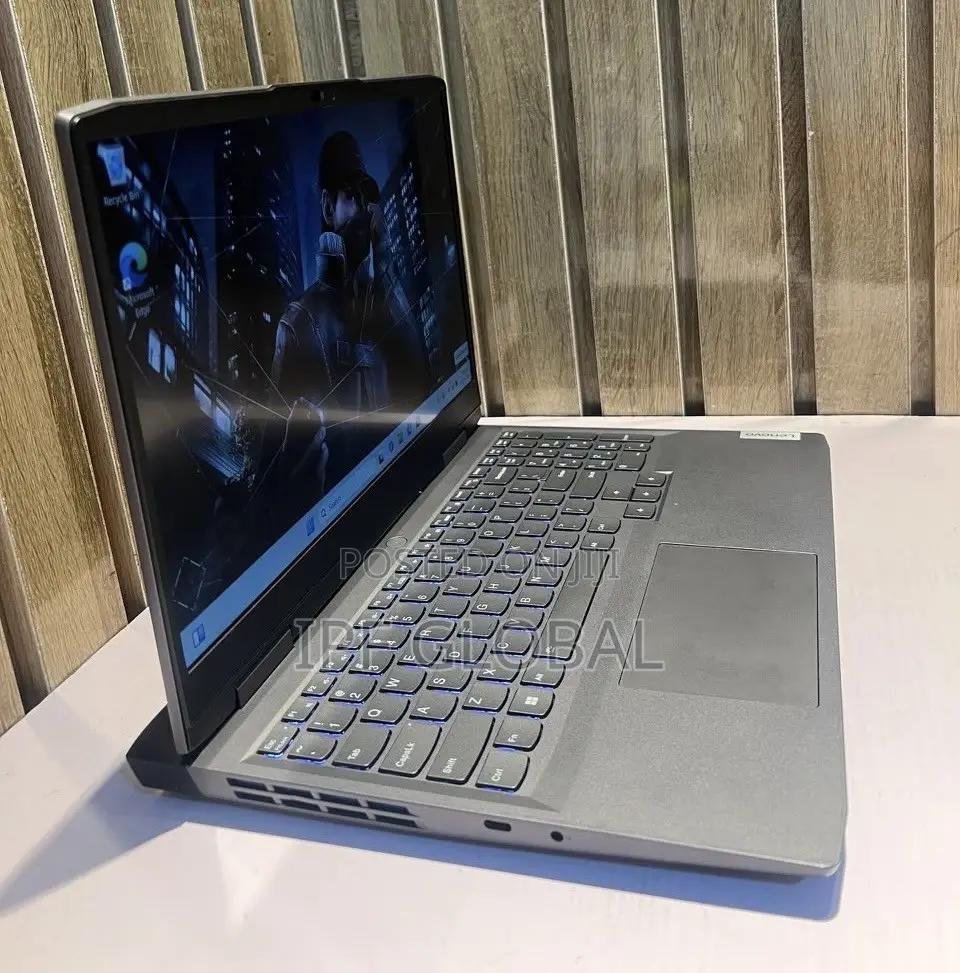 Laptop Lenovo LOQ 15IRH8 16GB Intel Core i5 SSD 512GB