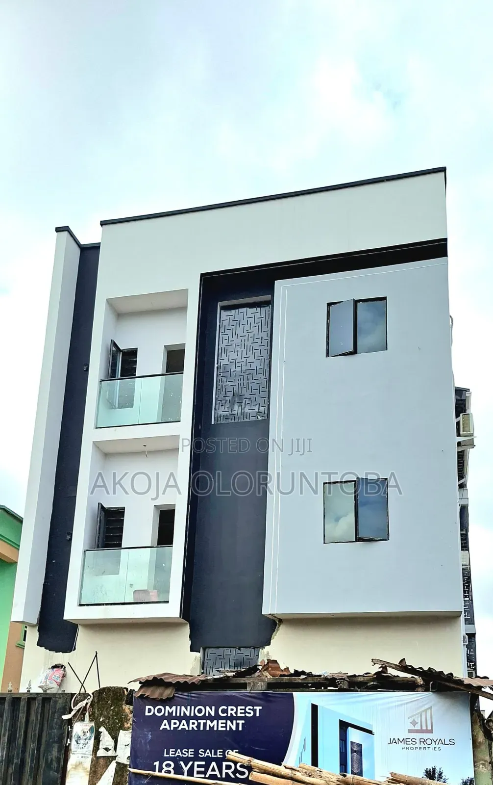 Units of Self Con for Lease in This Newly Built House 12 Million.